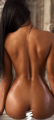 Алена, тел. 8 978 656-39-16 — массаж ню и не только